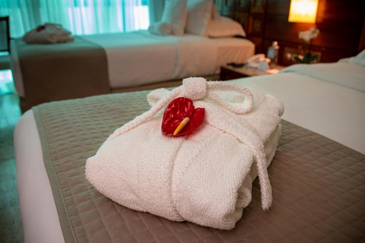 Atlante Plaza Hotel 5*